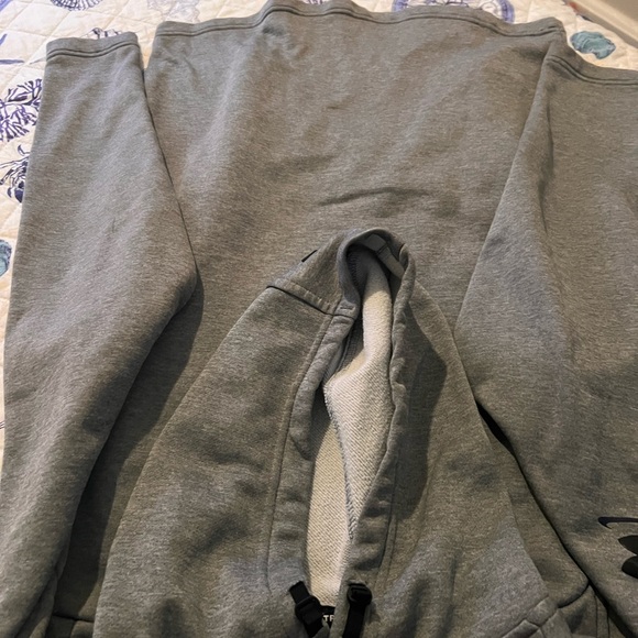 Under Armour XS Penn State wrestling hoodie - Picture 3 of 4